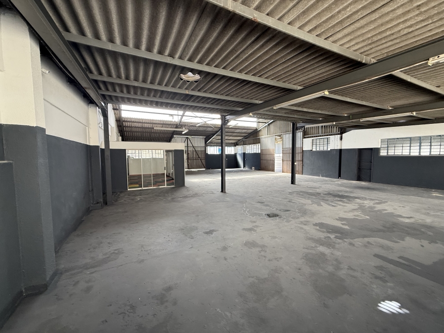 To Let commercial Property for Rent in Parow East Western Cape